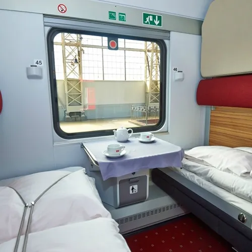 [ SOCIETE ] Paris-Nice by night